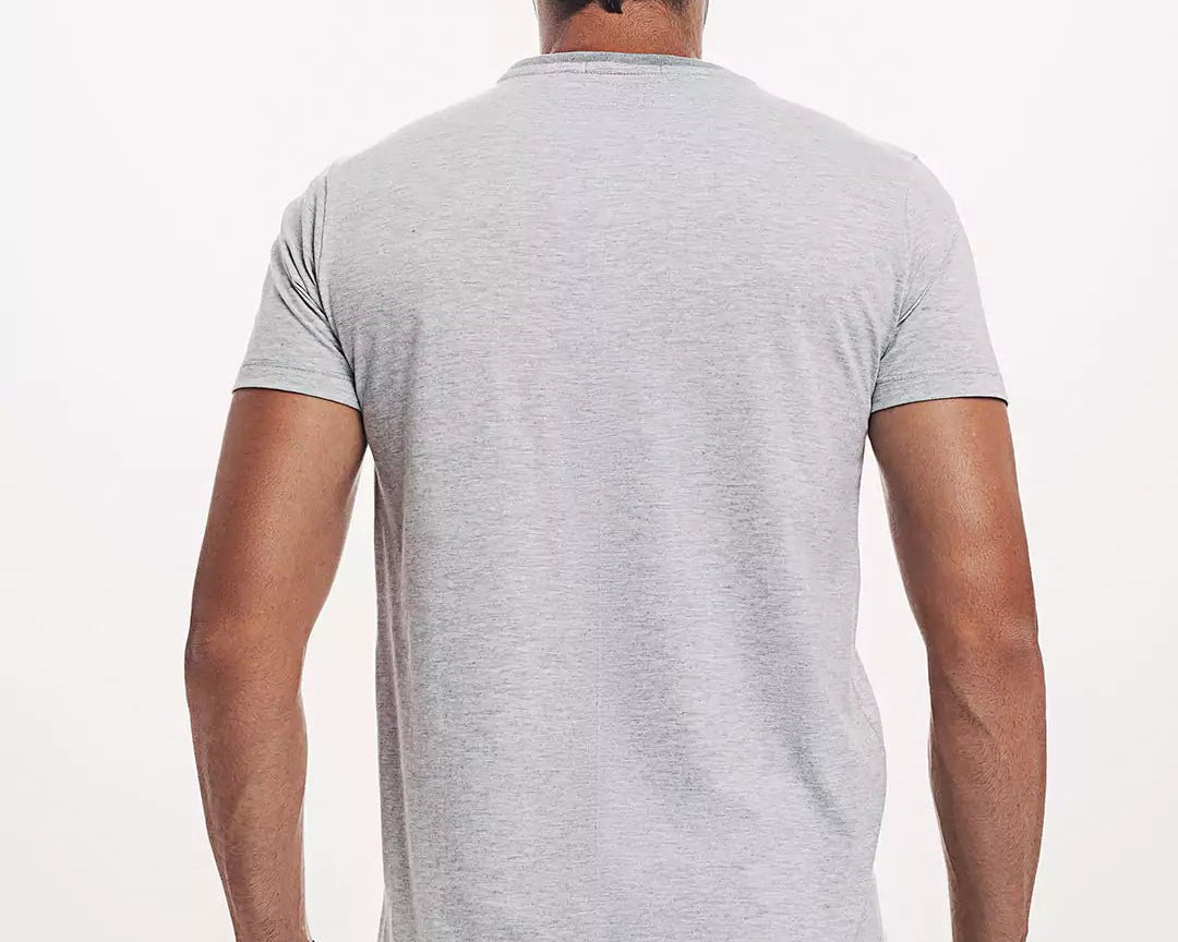 Camiseta Algodão 301 Cinza Mescla Algodão BCI™ & Tingimento Reativo EZUTUS Roupa Masculina Básica de Qualidade