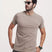 Camiseta Algodão 301 Caqui Algodão BCI™ & Tingimento Reativo EZUTUS Roupa Masculina Básica de Qualidade