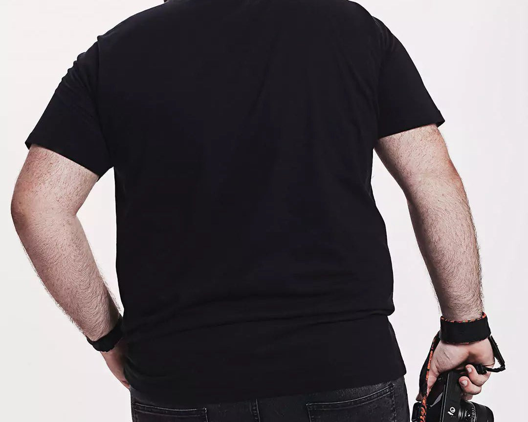 Camiseta Algodão 301 Preta | Plus Size Algodão BCI™ & Tingimento Reativo EZUTUS Roupa Masculina Básica de Qualidade