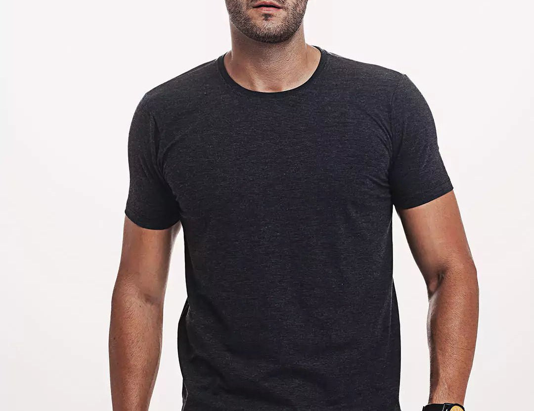 Camiseta Everyday Preta Mescla Viscose EcoVero™ & Tingimento Reativo EZUTUS Roupa Masculina Básica de Qualidade