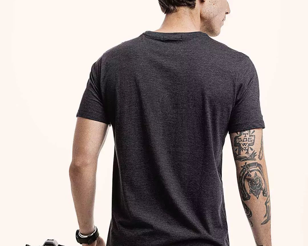 Camiseta Mescla 401 Preta Algodão BCI™ & Tingimento Reativo EZUTUS Roupa Masculina Básica de Qualidade
