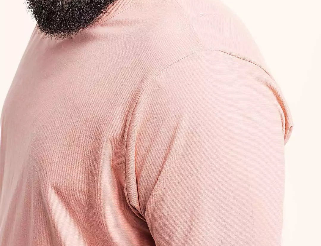 Camiseta Mescla 401 Rosa | Plus Size Algodão BCI™ & Tingimento Reativo EZUTUS Roupa Masculina Básica de Qualidade