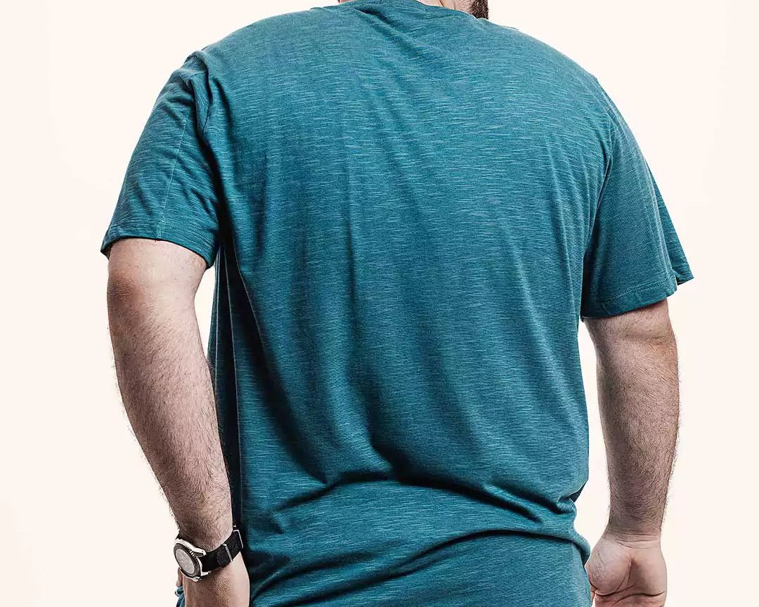 Camiseta Ultraleve Azul | Plus Size Viscose EcoVero™ & Algodão Flame EZUTUS Roupa Masculina Básica de Qualidade
